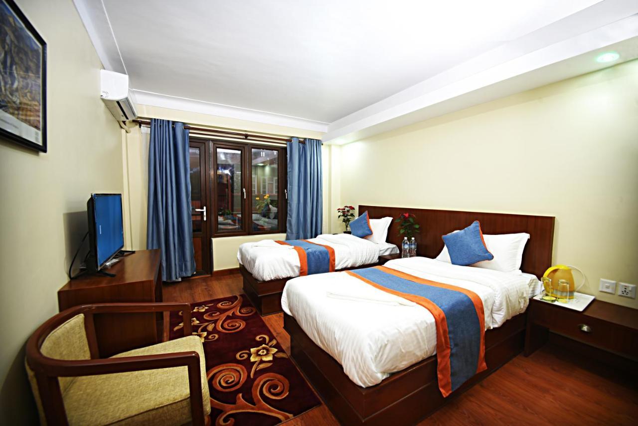 Karma Hotel Nepal Катманду Екстер'єр фото